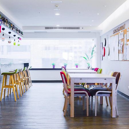 Sleepy Dragon Hostel Đài Bắc Ngoại thất bức ảnh