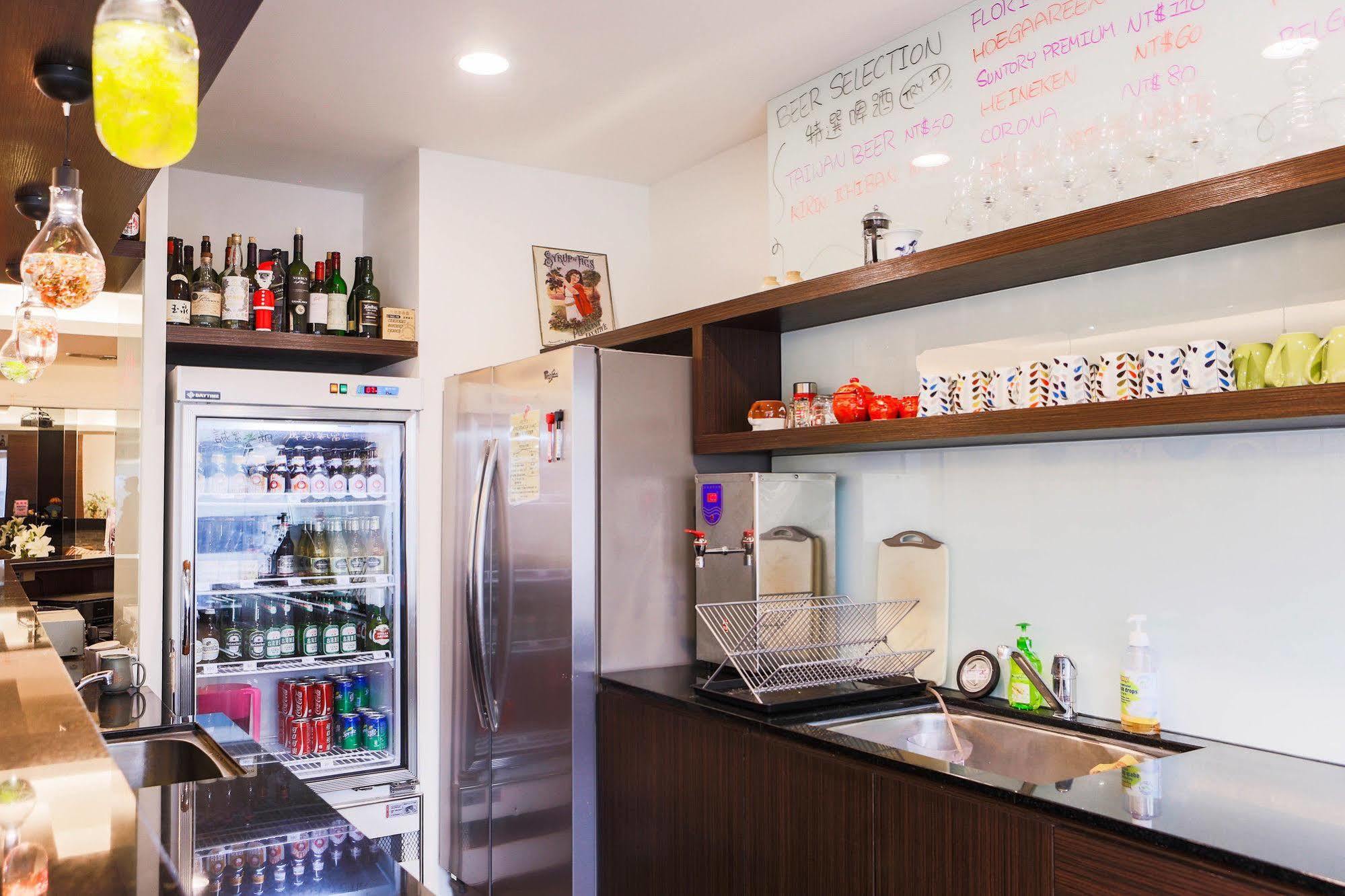 Sleepy Dragon Hostel Đài Bắc Ngoại thất bức ảnh